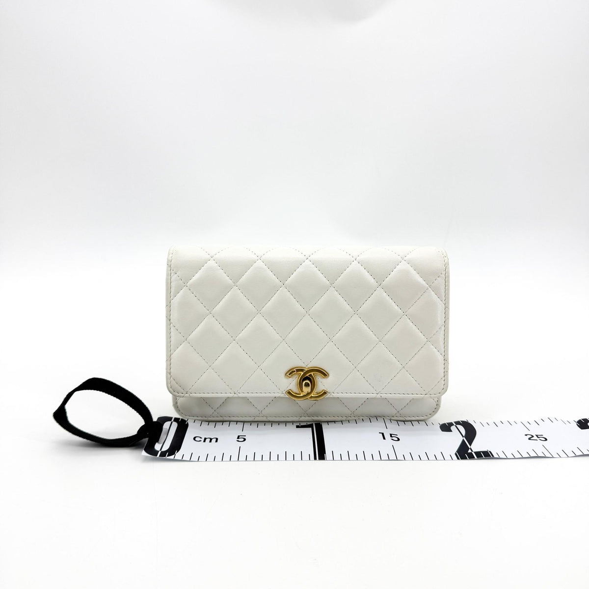 シャネル クラシック WOC ゴールド金具 ホワイト