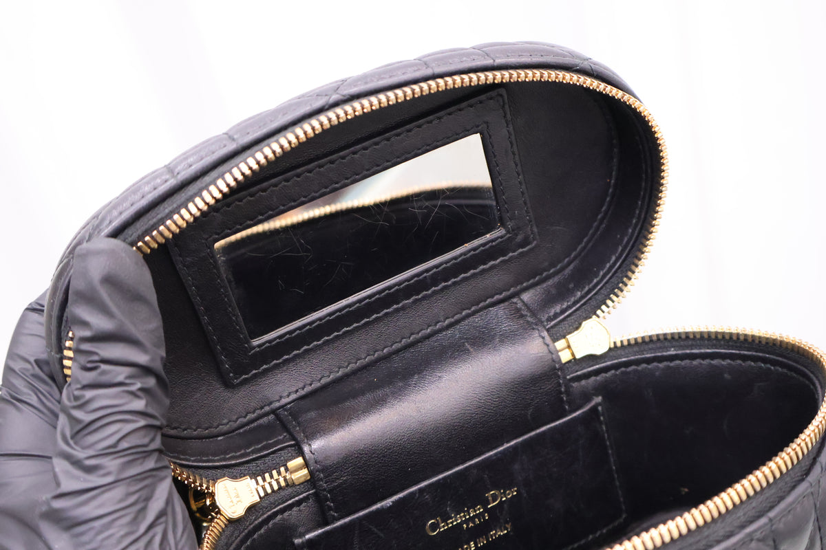 Caro Mini Vanity Case Crossbody Bag S5198UDAX M900