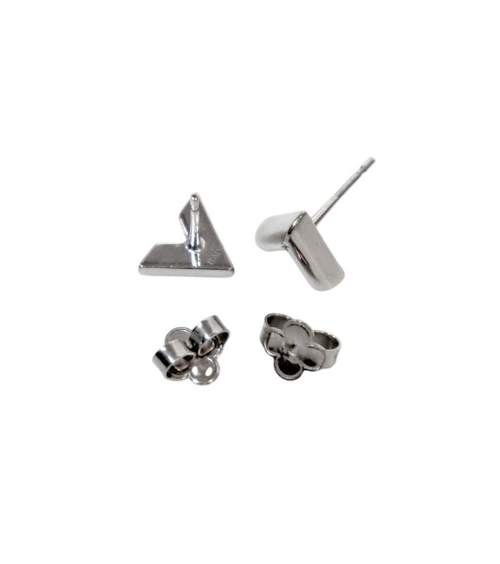 Louis Vuitton Essential V Silver Earrings