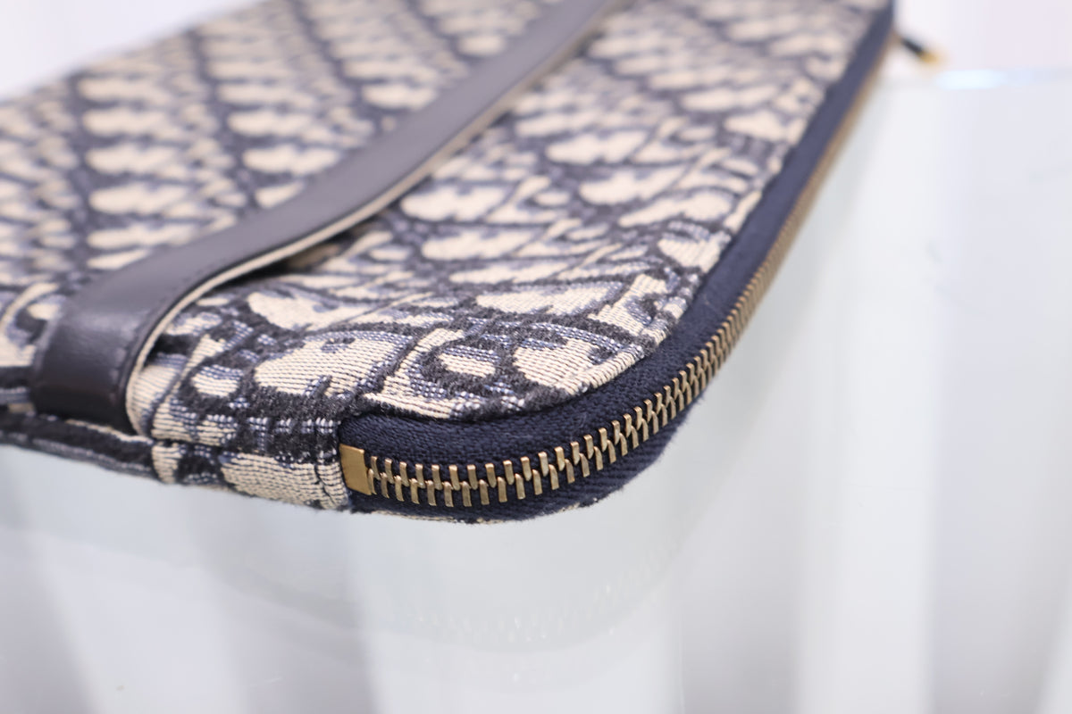Travel Kit Clutch S5476CTZQ