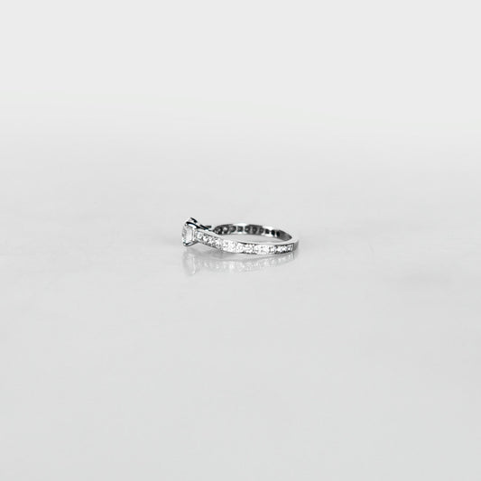 48 Diamond Platinum Ring 0.75ct
