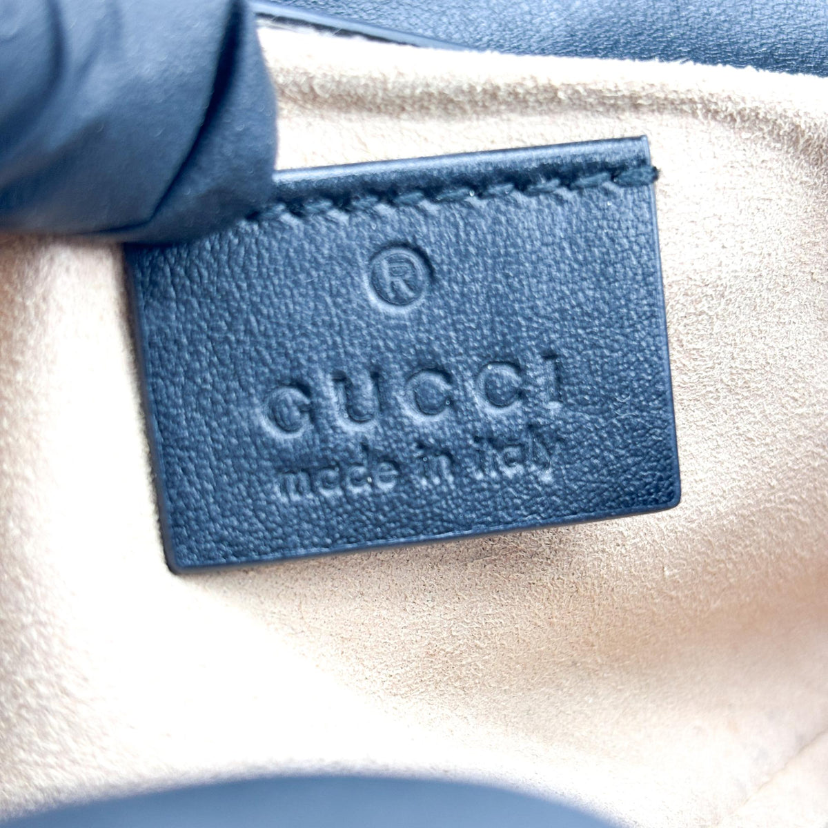 Gucci GG Marmont Matelassé Super Mini Shoulder Bag Black