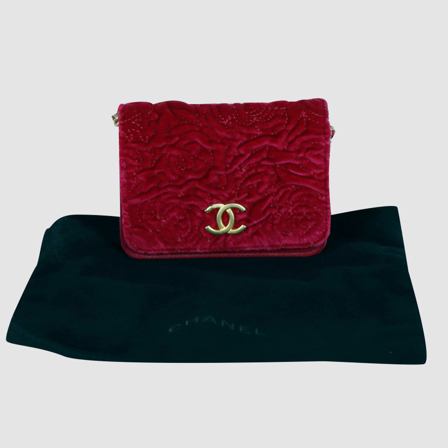 Velvet Camellia Charm Chain Wallet Crossbody Bag AP2280