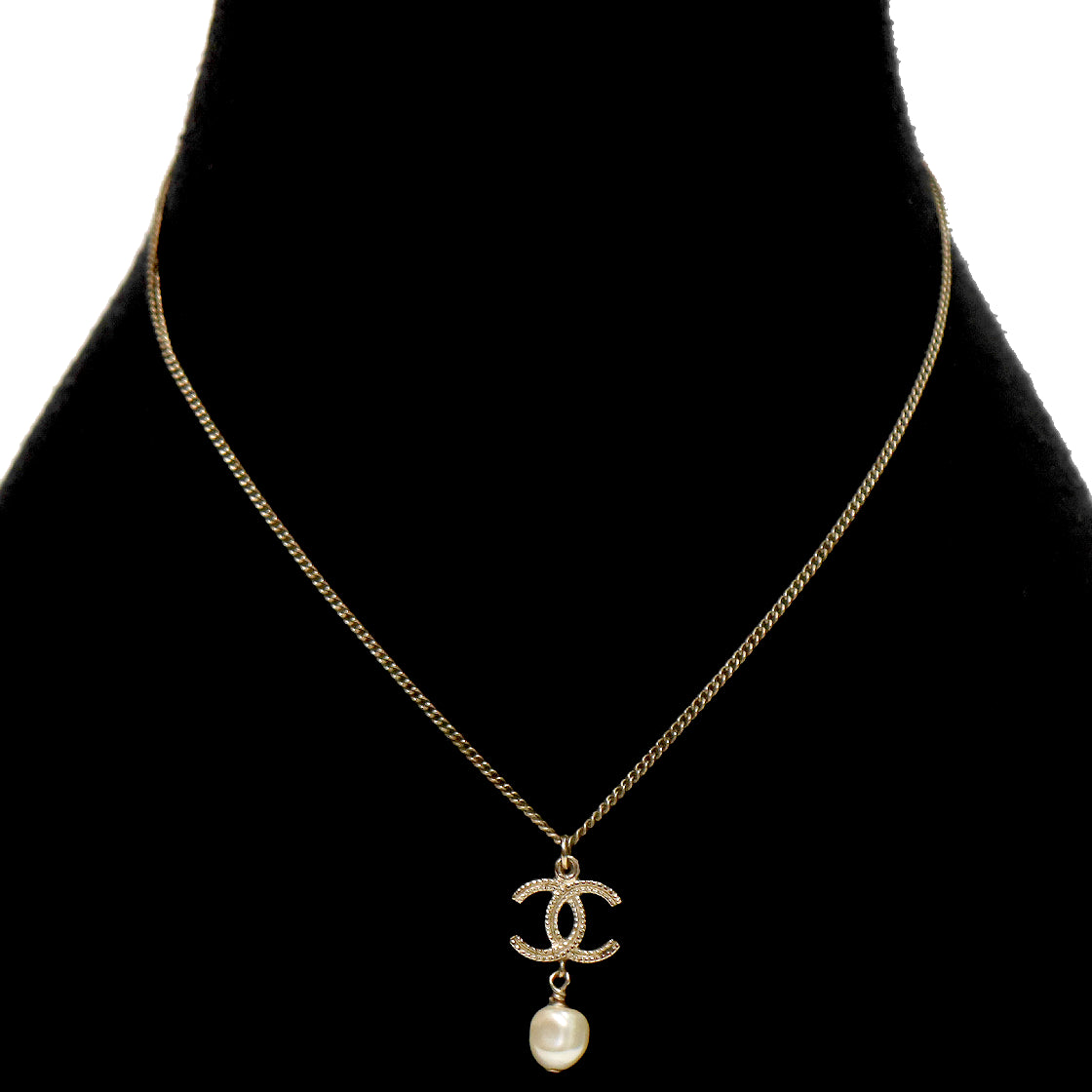 Chanel B12P Pearl Drop CC Necklace