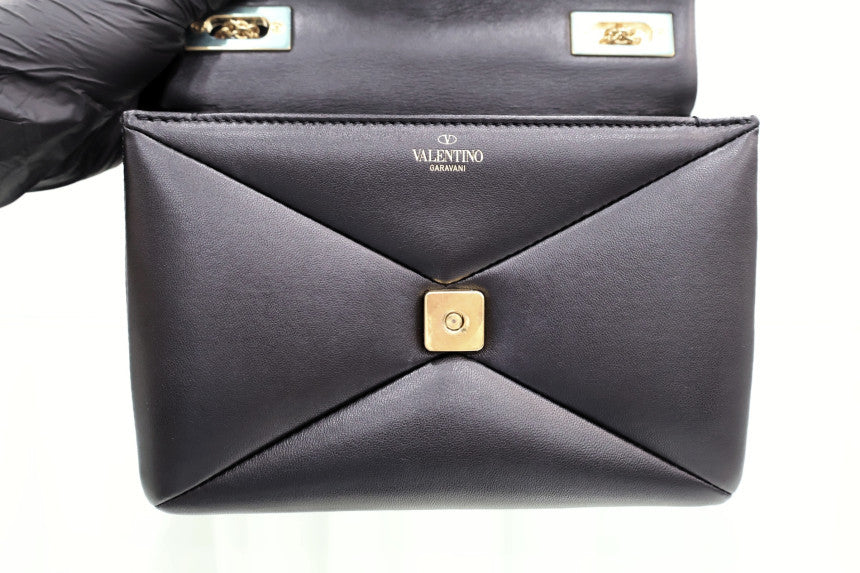 Napa Leather One Stud Chain Shoulder Bag Black
