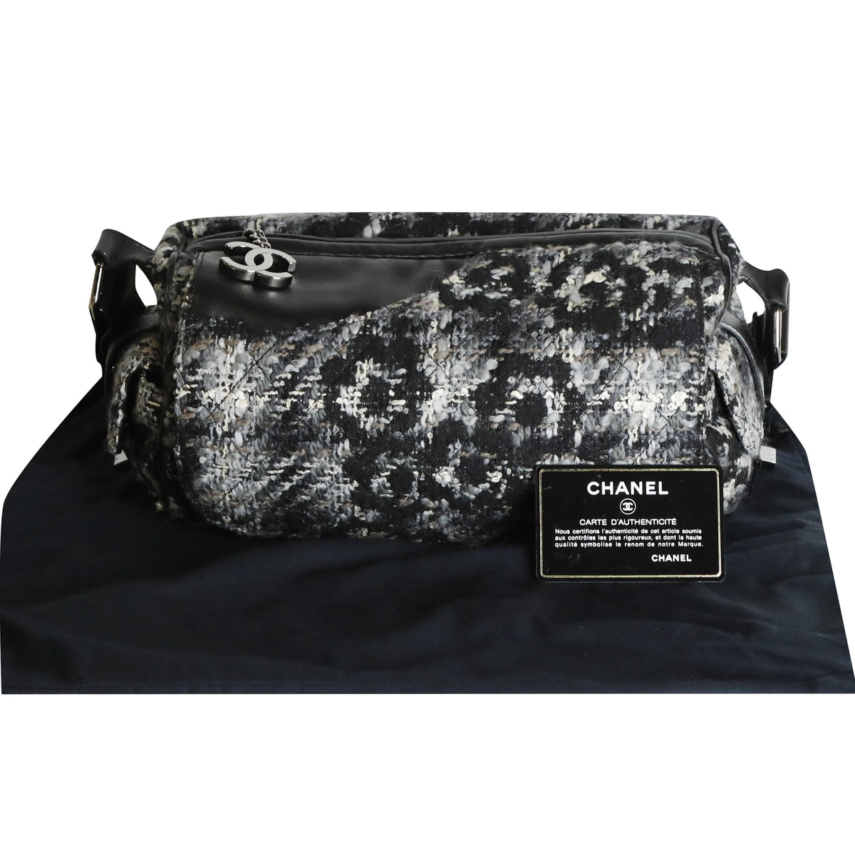 Tweed shoulder bag