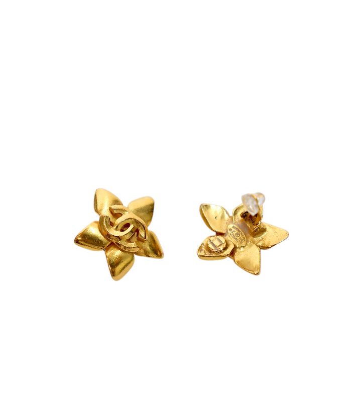 Chanel Flower CC Gold Earrings