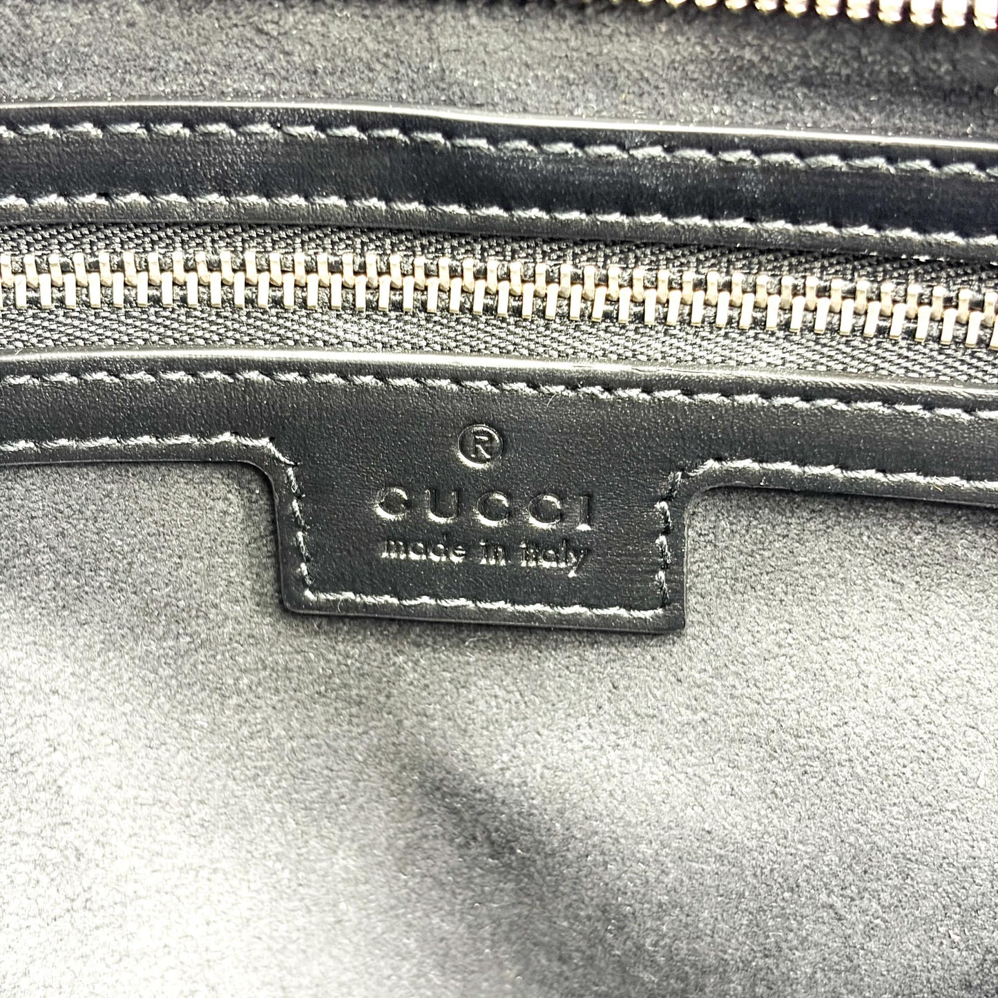 Gucci Vintage Interlocking G Circle Logo Leather Handbag Black