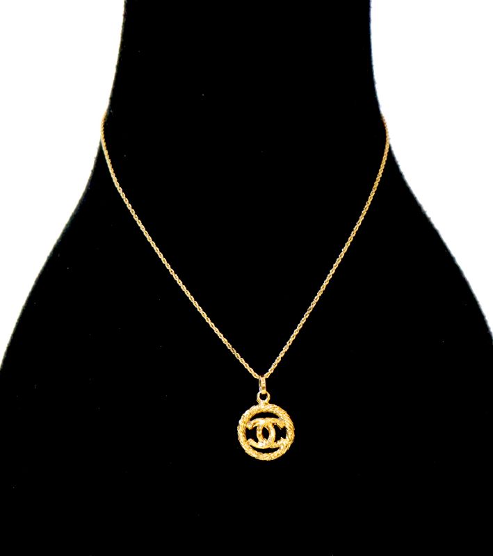 Chanel Round CC Gold Necklace