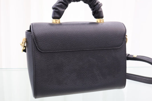 Top Handle Twist MM Shoulder Bag M58688