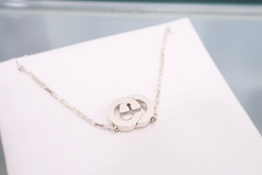 Interlocking Pendant Necklace 853964