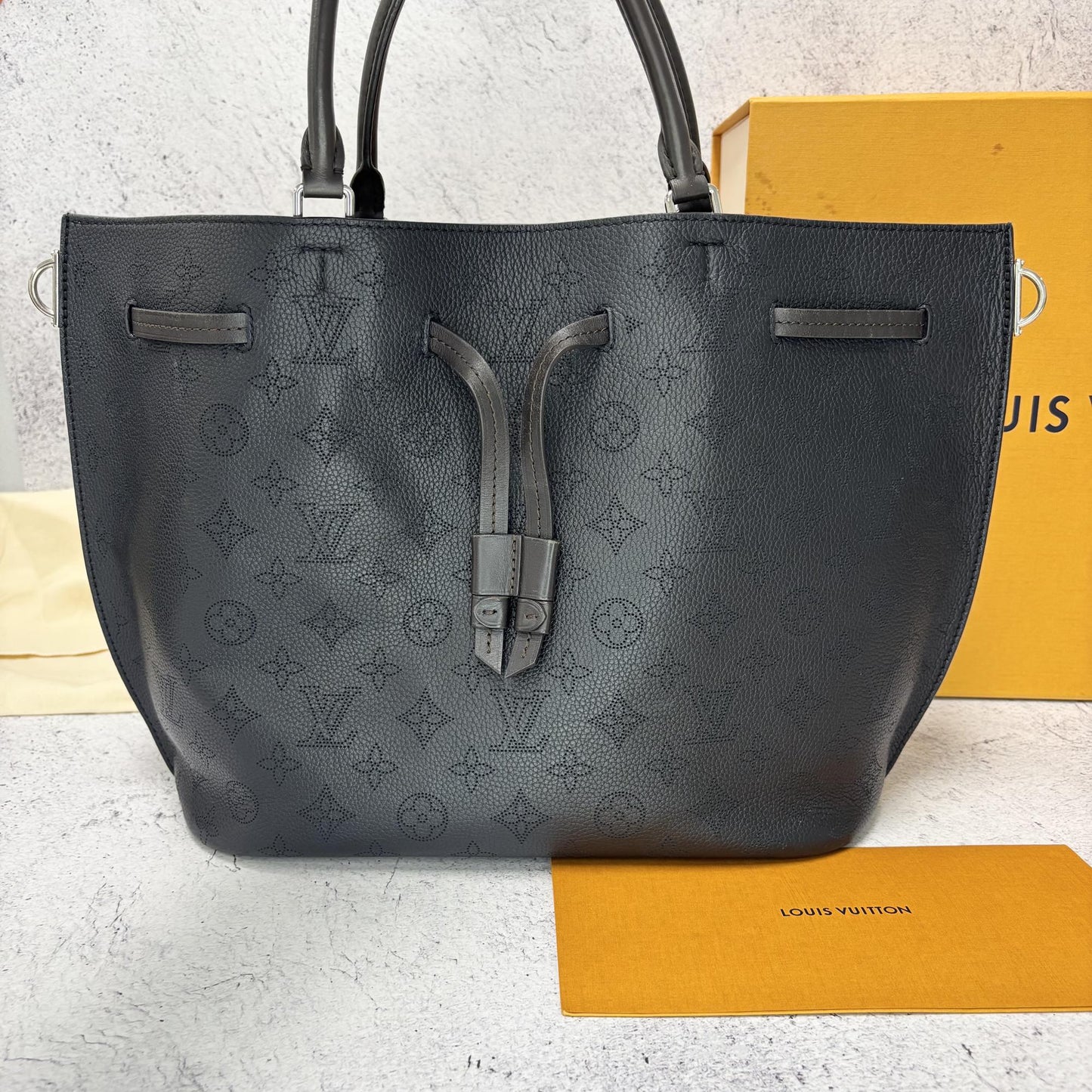 Louis Vuitton Girolata Black M54402 GIROLATA MAHINA NOIR