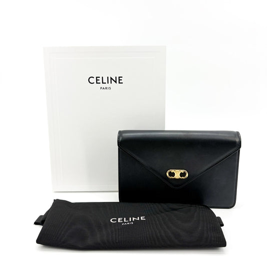 Pochette enveloppe Celine Vintage Triomphe en cuir noir