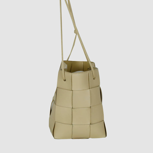 Small Cassette Bucket Bag Shoulder Bag Crossbody Bag 680218