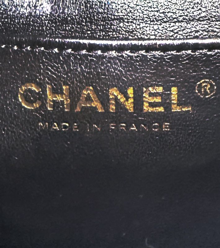 Chanel Two-Tone Lambskin Quilted CC Flap Shoulder Bag with Built-in Chip