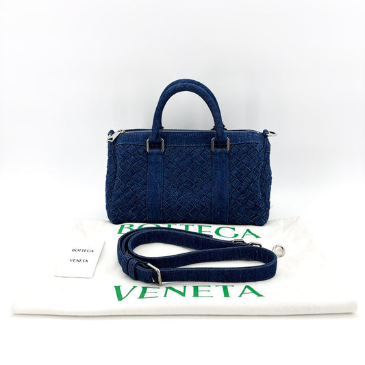 Sac Bottega Veneta Bauletto moyen Intrecciato en jean bleu