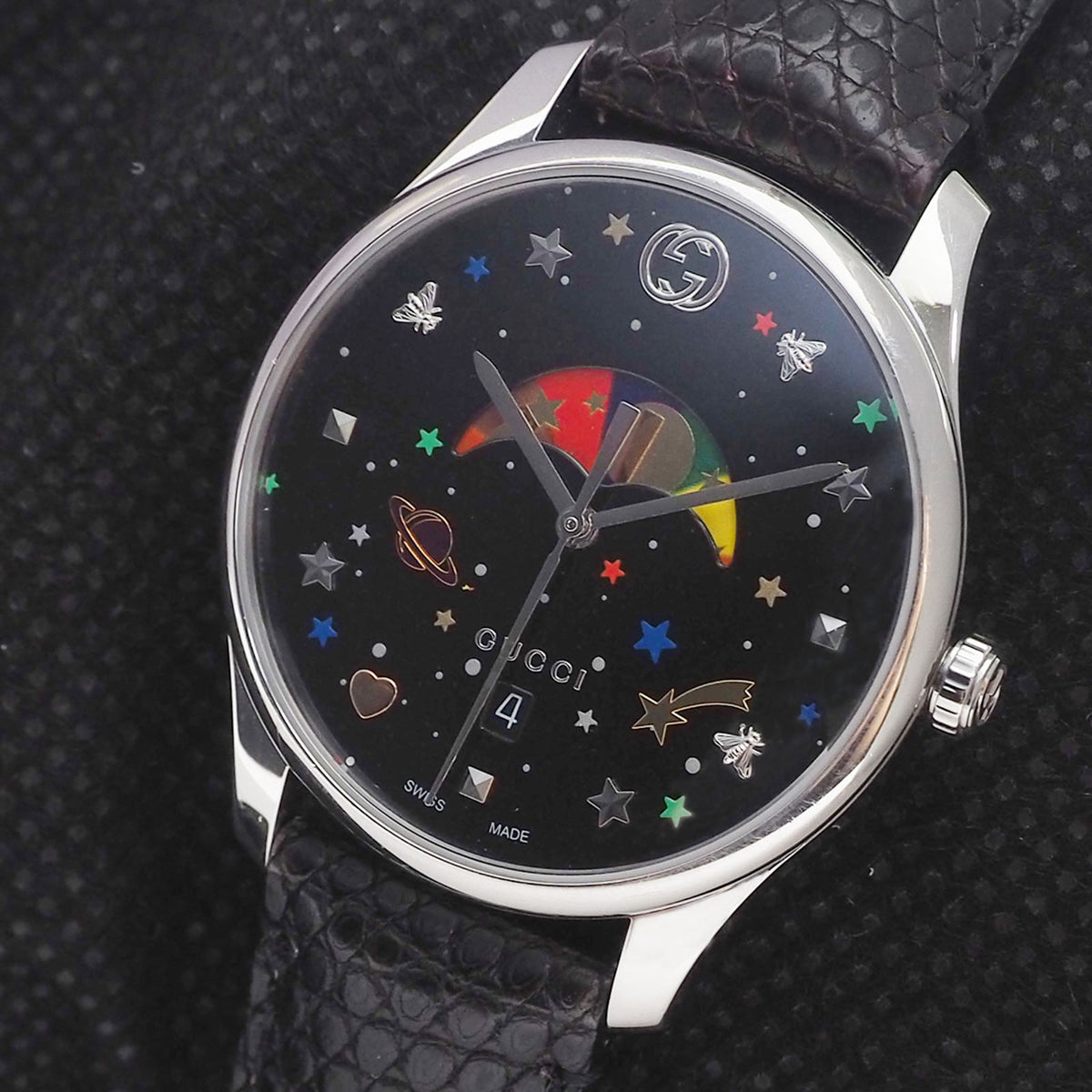 Gucci 126.4 Timeless Quartz Leather Band Watch