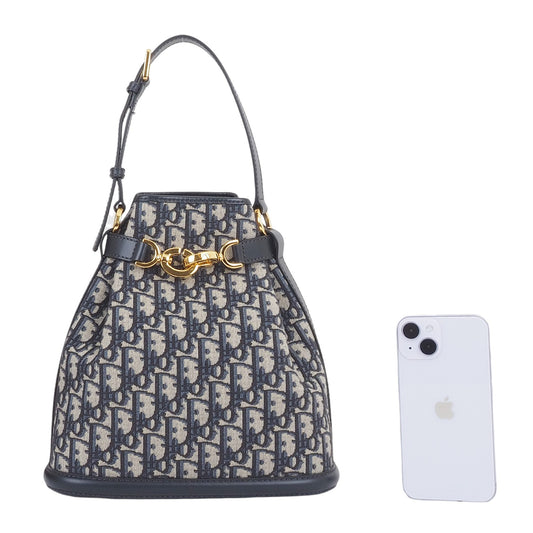 Dior M2271UTZQ Oblique Cé Dior Bucket Medium Shoulder Bag