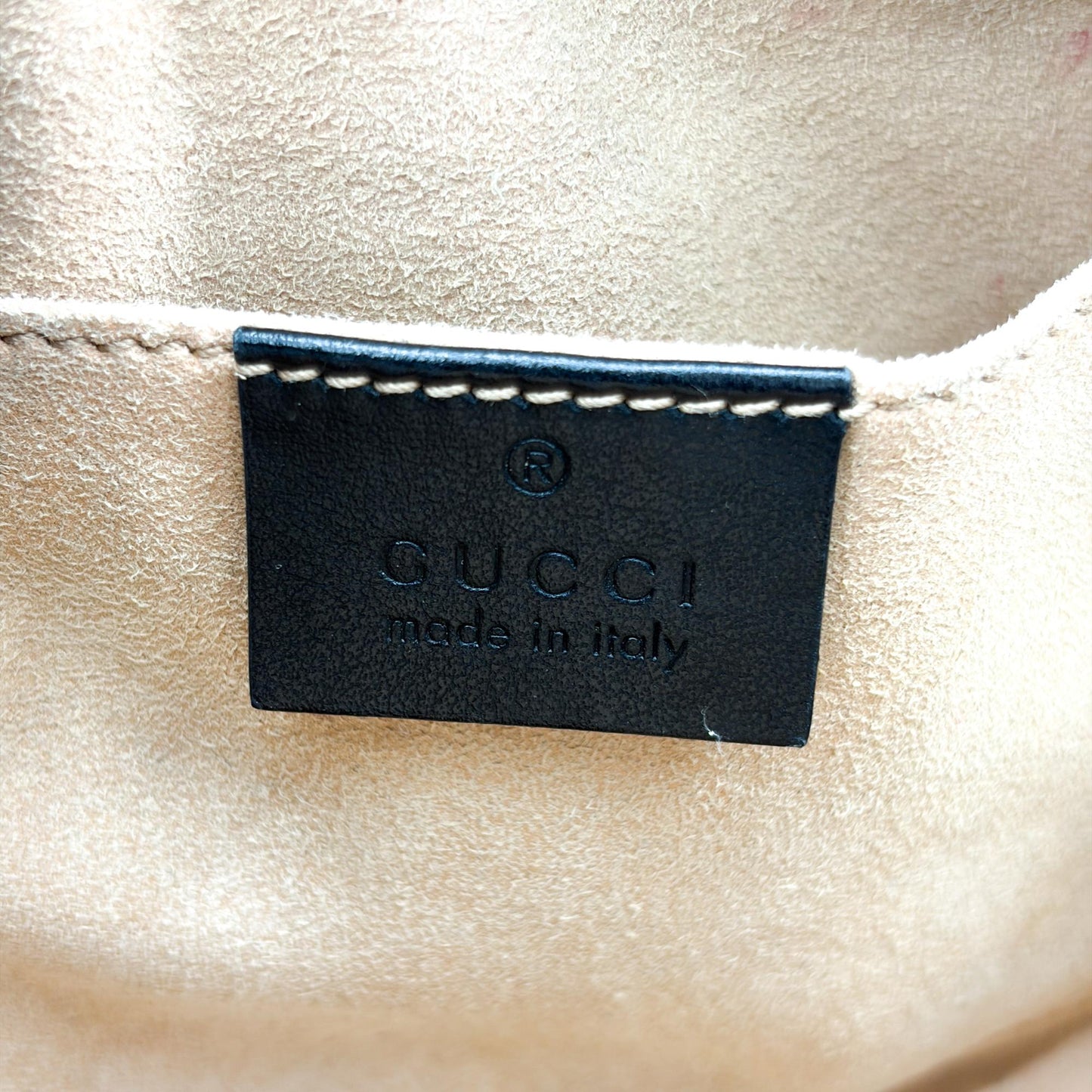 Gucci GG Marmont Matelassé Small Shoulder Bag Black