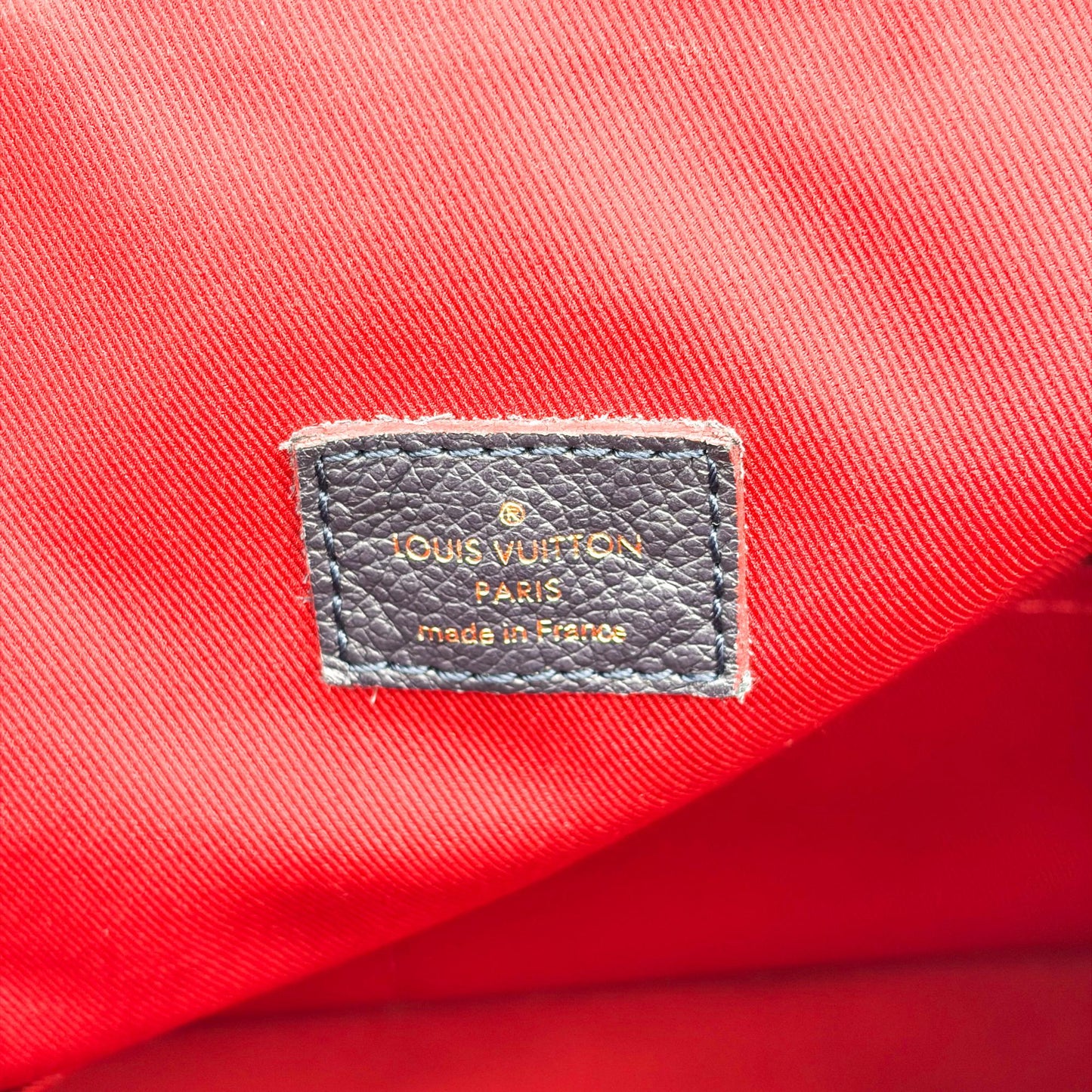 Louis Vuitton Monogram Empreinte Sully PM Marine Rouge