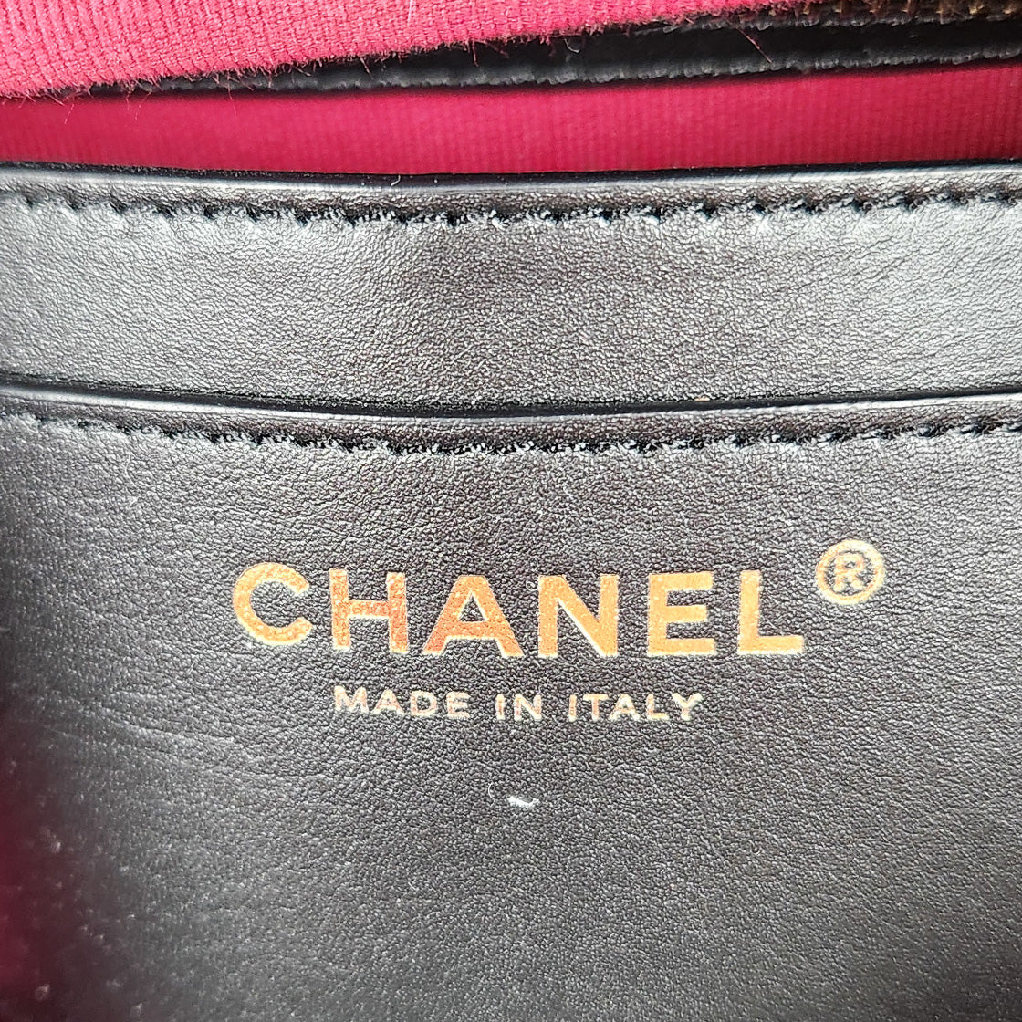 Chanel Black Caviar Urban Spirit