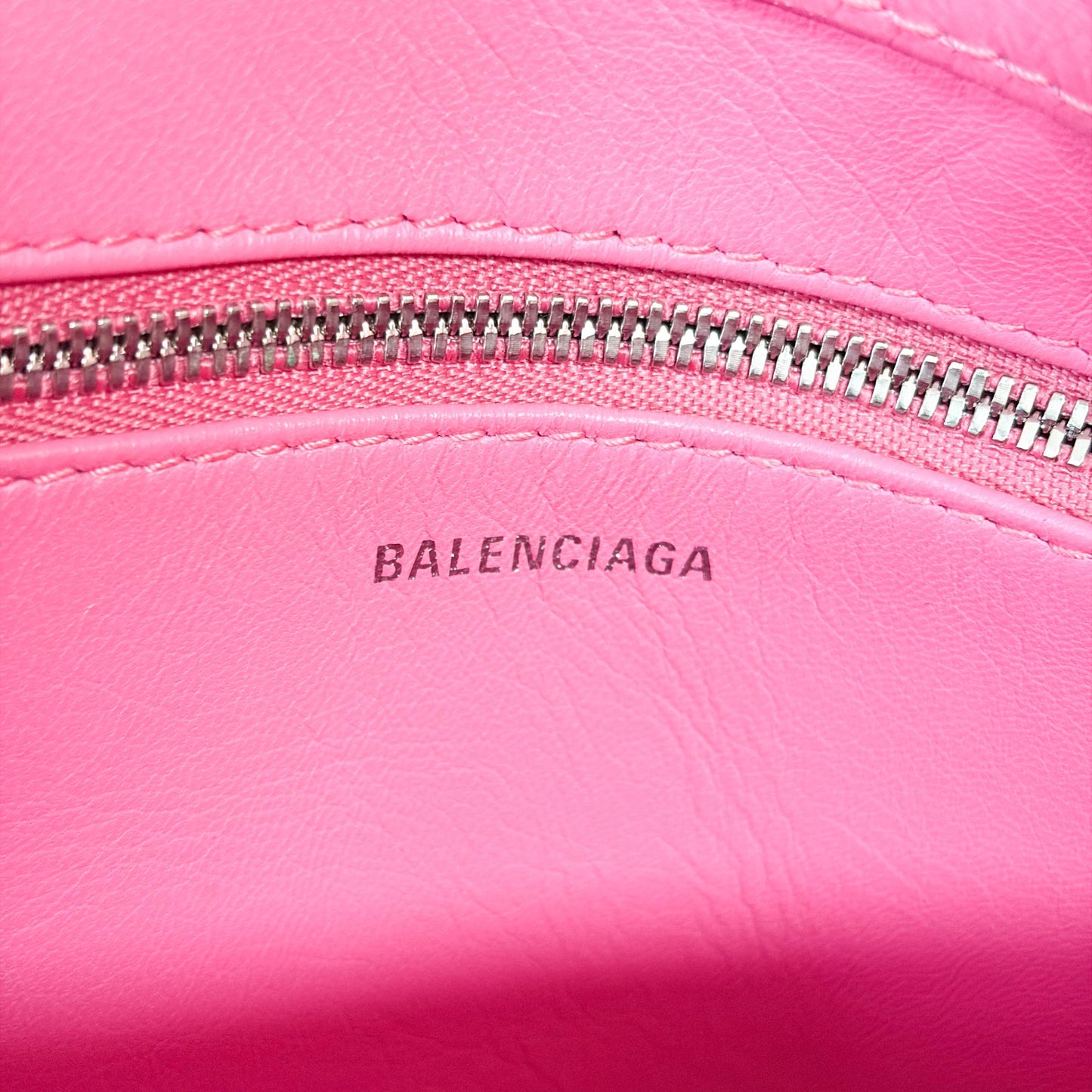 Balenciaga Triangle Duffle S White