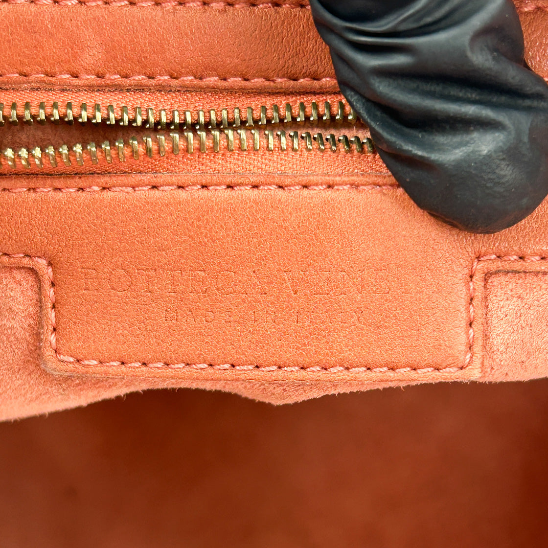 Bocche di Benevente Coral Weave Bag