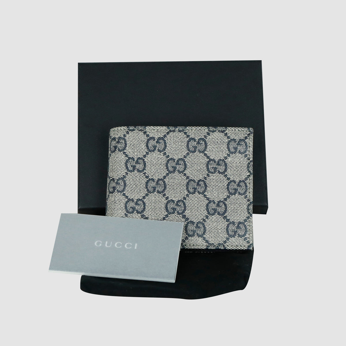 Essence Classic Bifold Wallet 876390