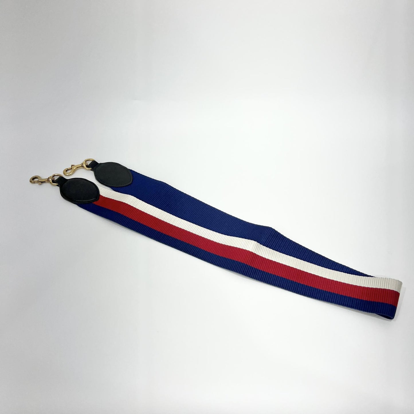 Gucci Broadway Sylvie Bag (Ribbon and Tiger Brooch)