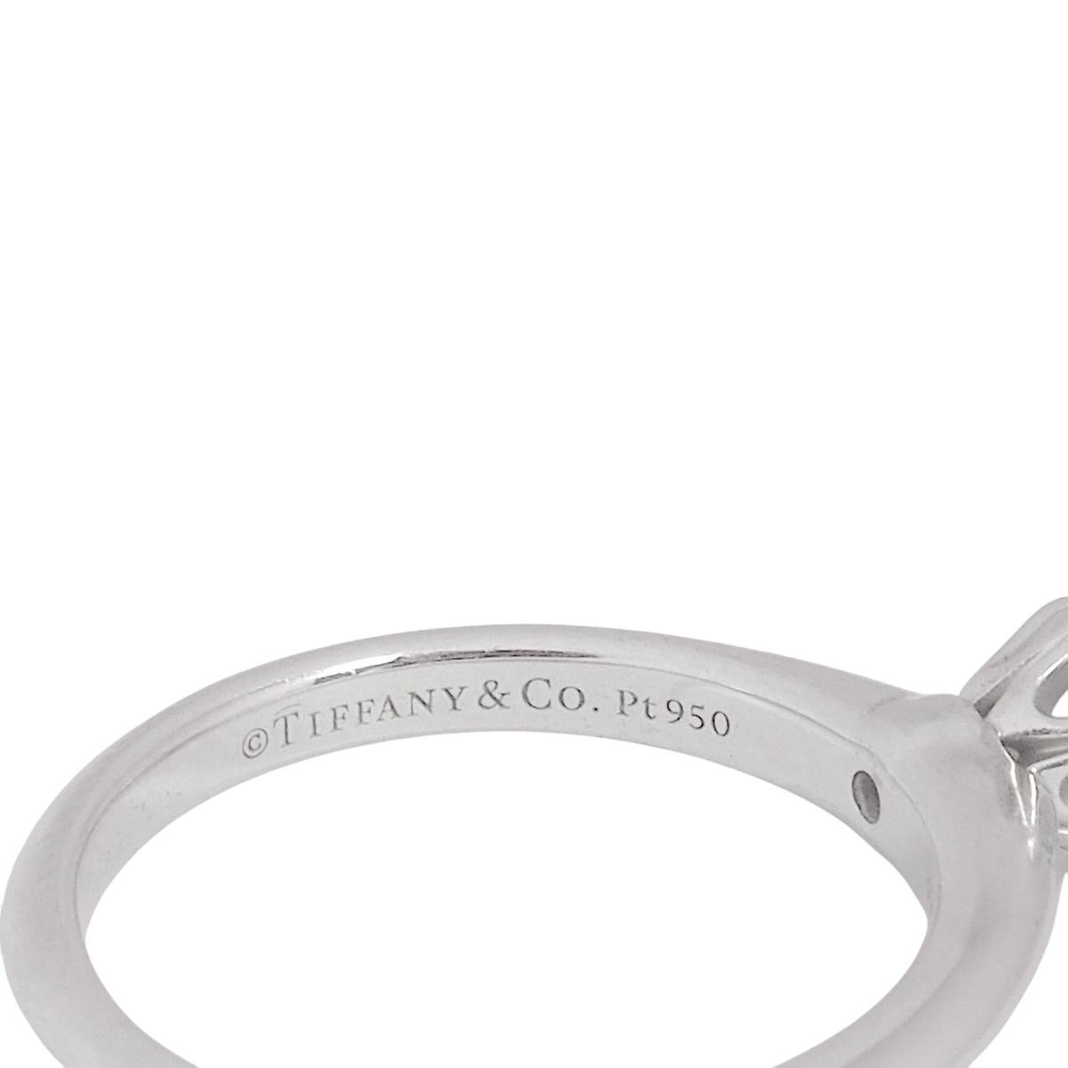 Tiffany platinum setting wedding ring