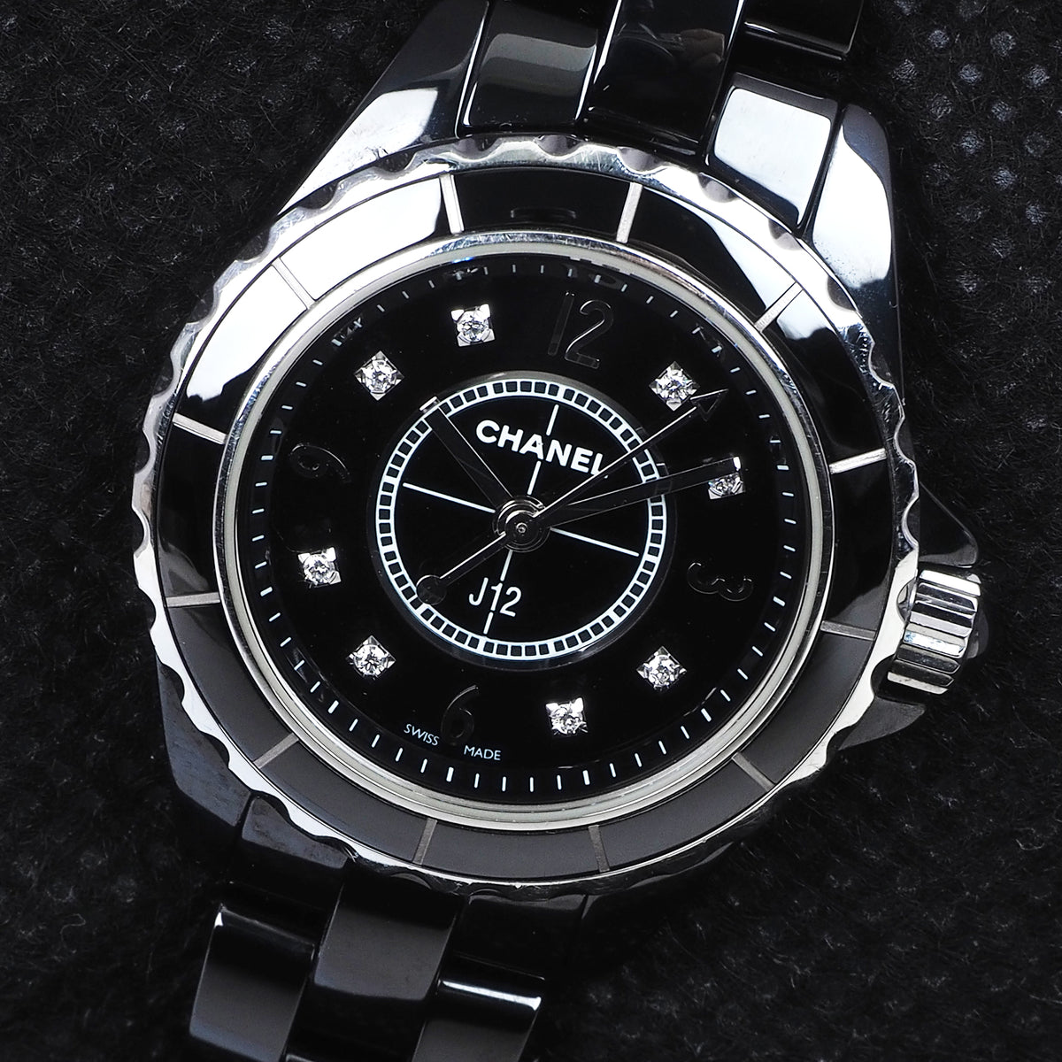 Chanel H2569 J12 Diamond Ceramic Quartz Watch