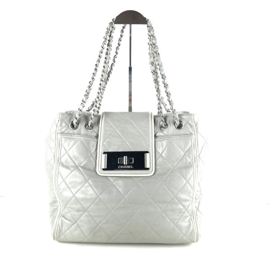 2.55 East West Quilted Chain Shoulder Bag A37696