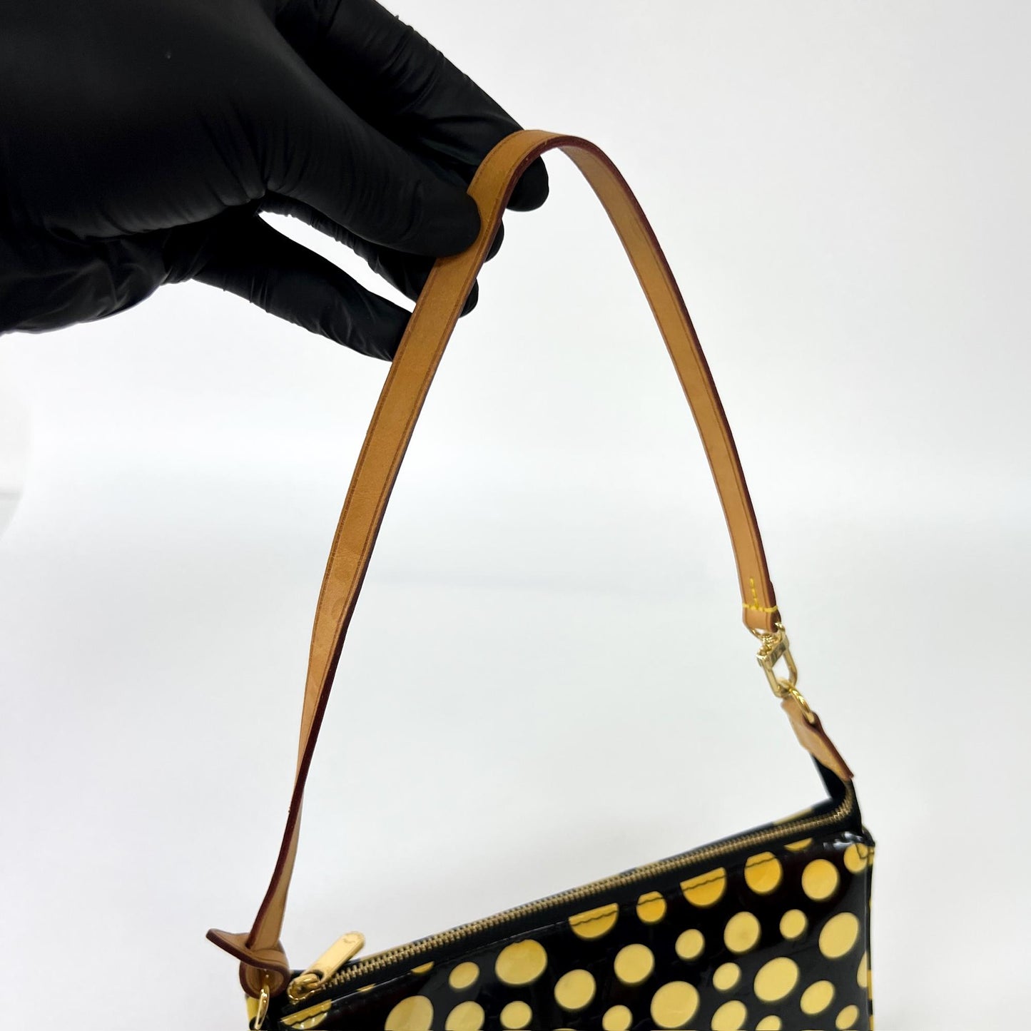 Louis Vuitton x Yayoi Kusama Monogram Vernis Dot Infinity Pochette Accessoires Black Yellow