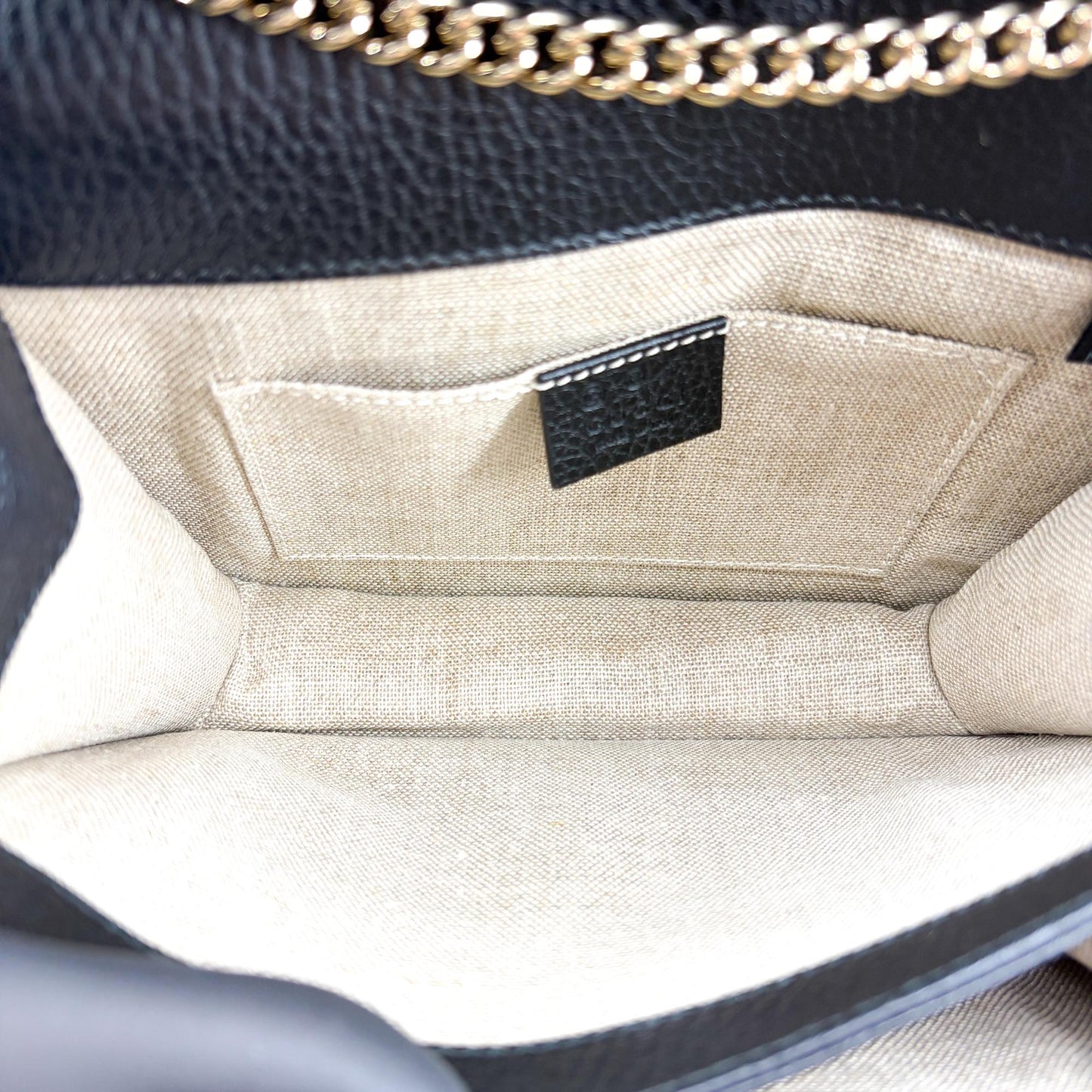Gucci Interlocking G Chain Shoulder Bag Small Black