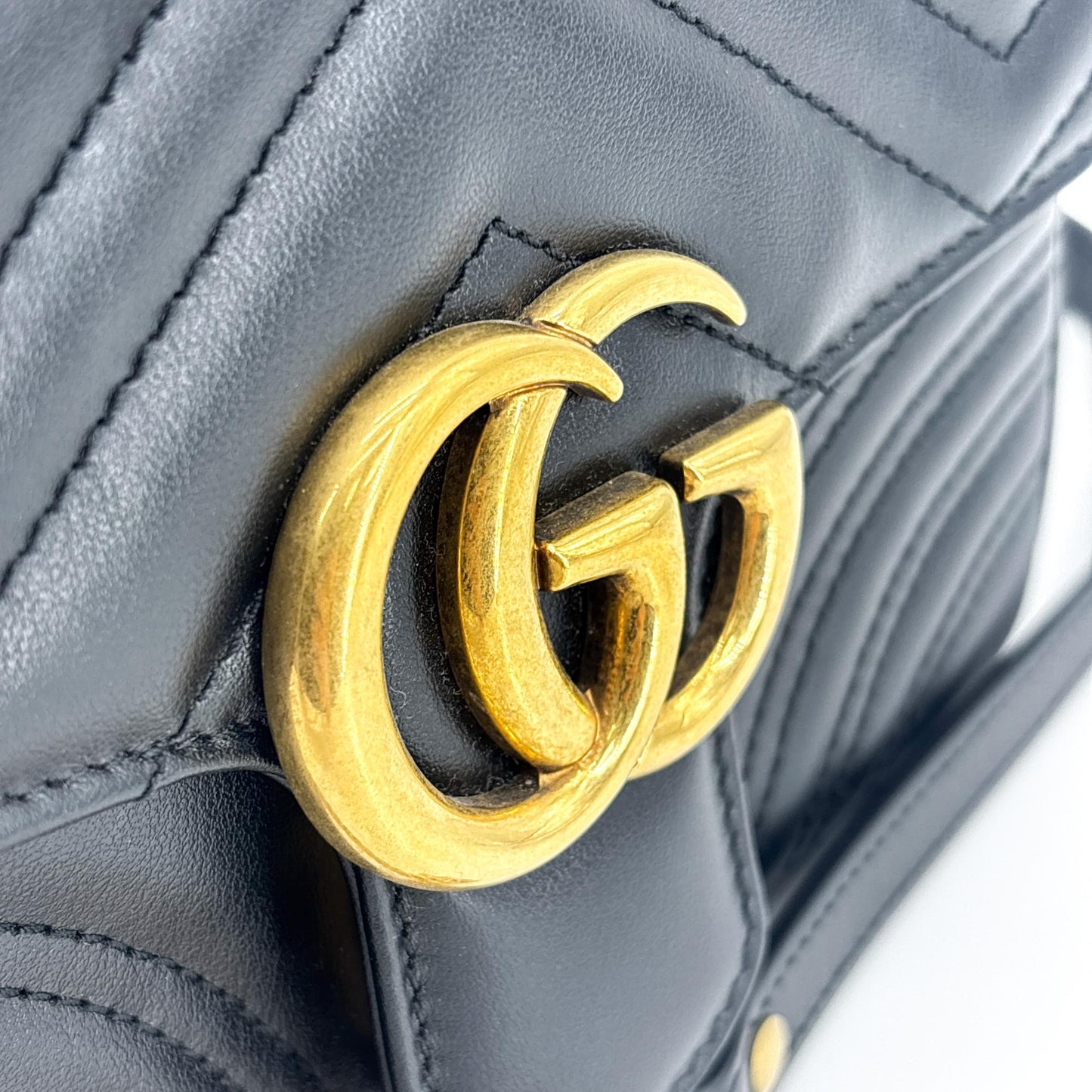 Gucci GG Marmont Mini Top Handle Bag Black