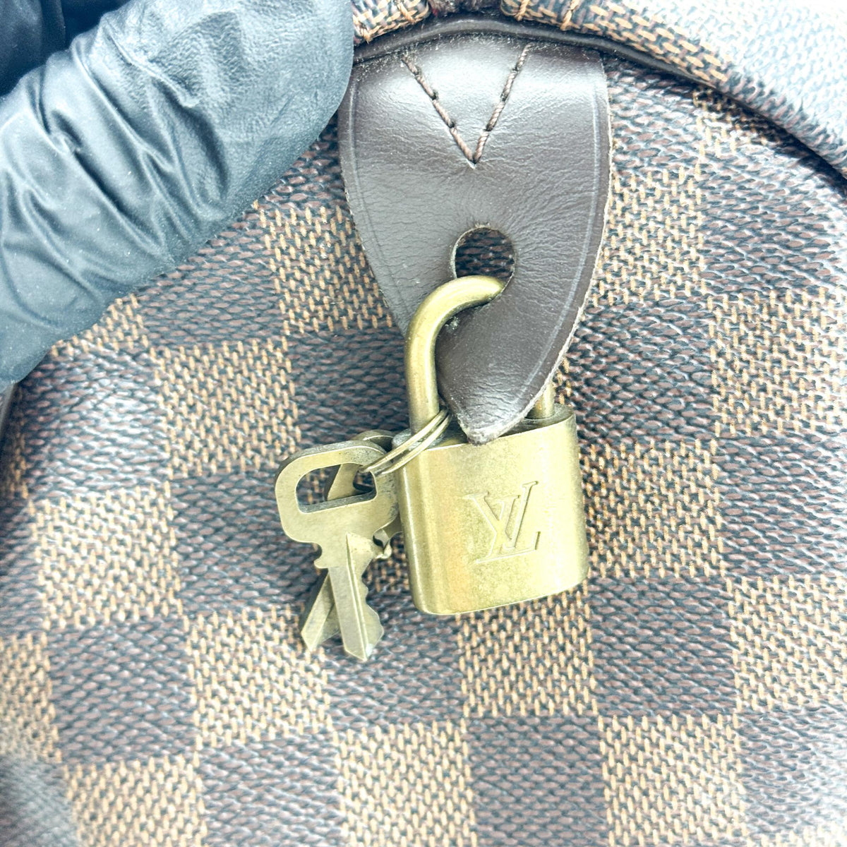 Louis Vuitton Damier Ebene Speedy 35