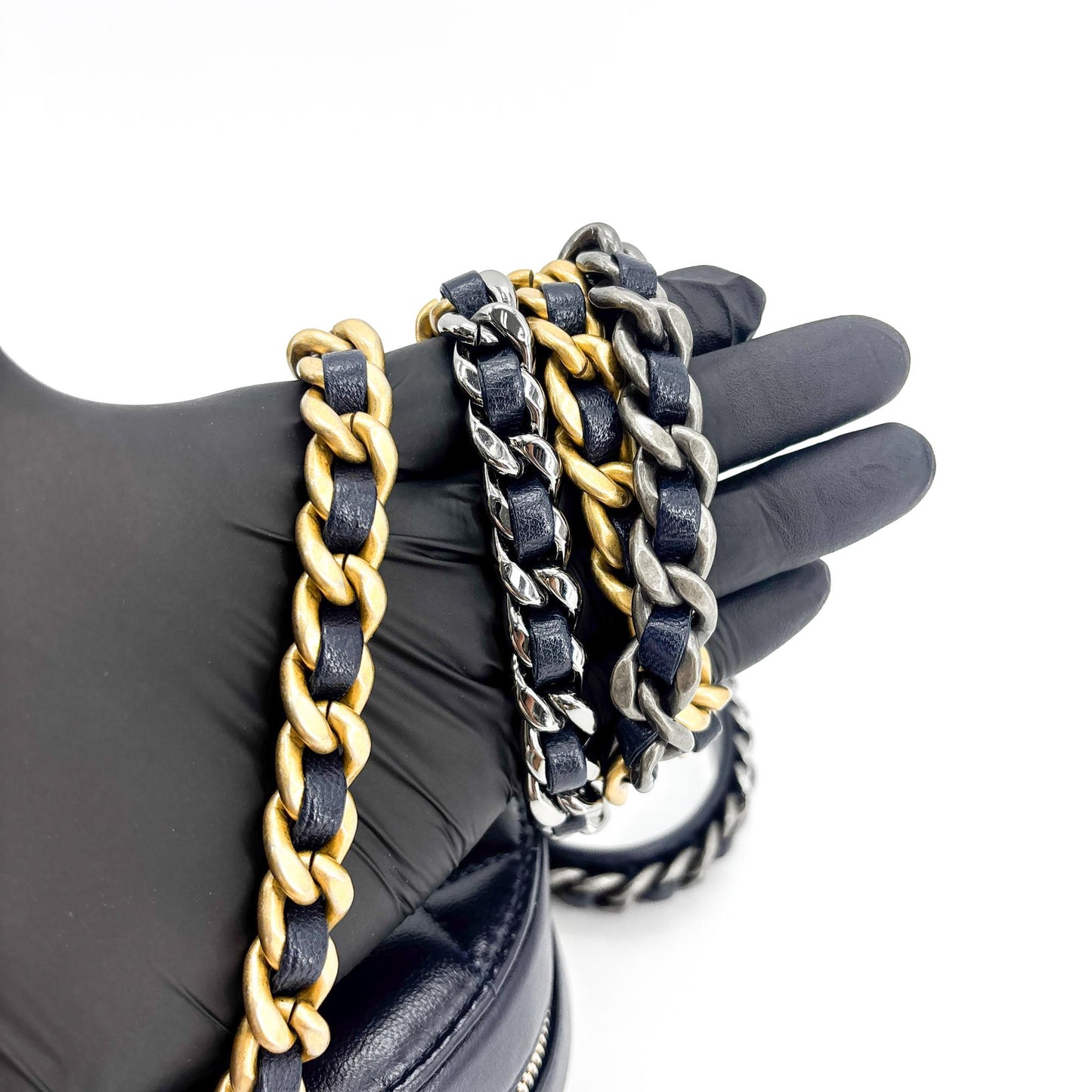 Chanel 19 Round Chain Clutch Bag Navy
