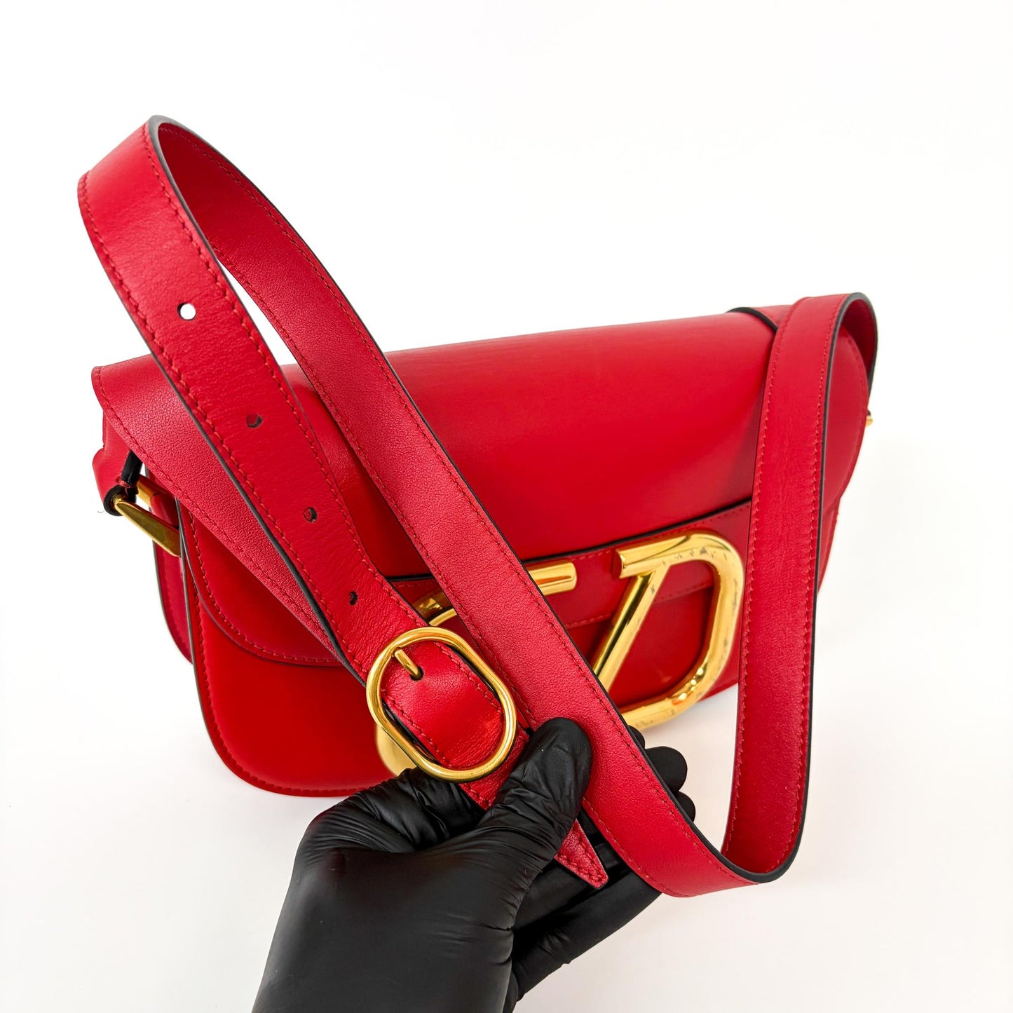 Valentino V-Ring Superbee Crossbody Bag Red