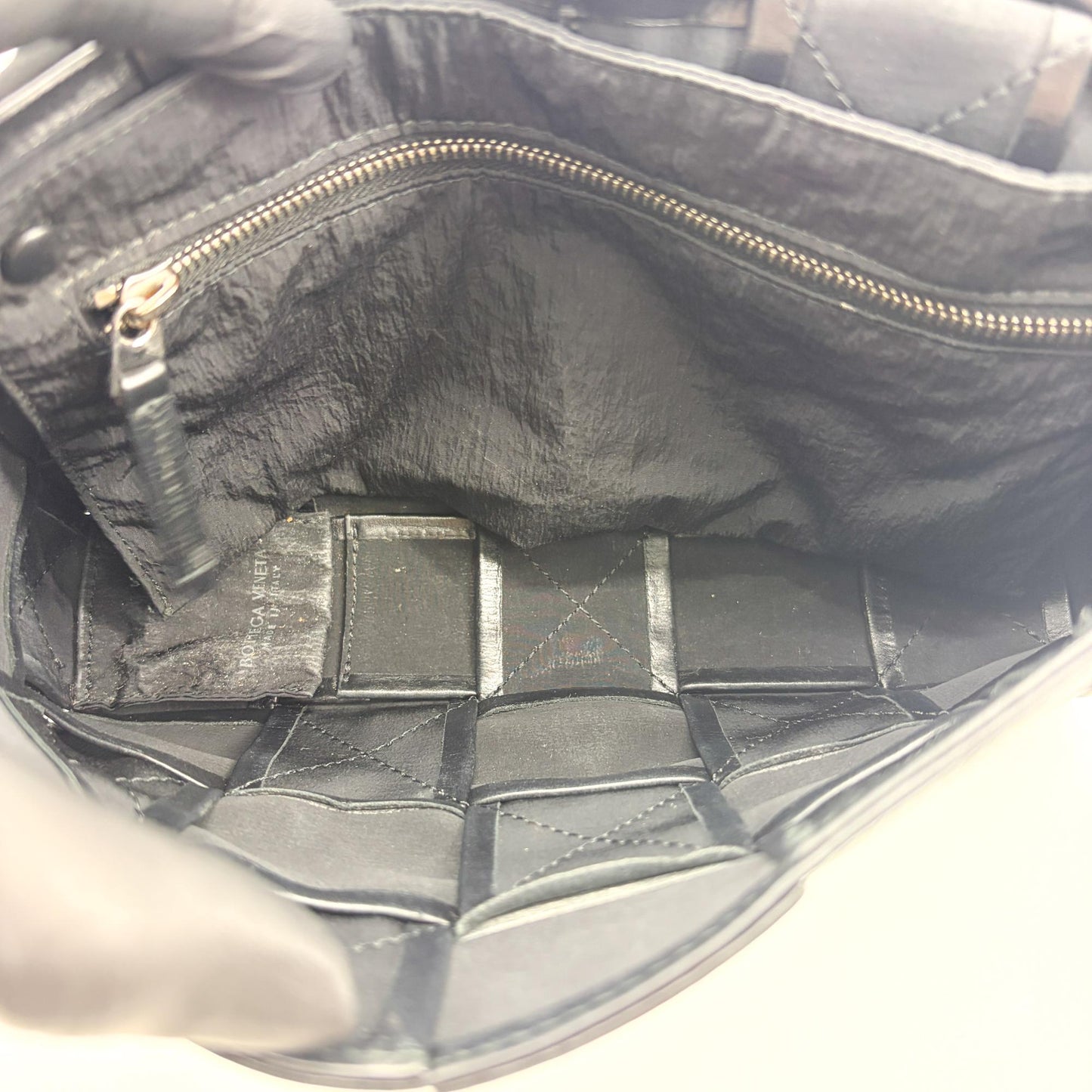 Bottega Veneta Intrecciato Paper Calfskin Cassette Bag Black