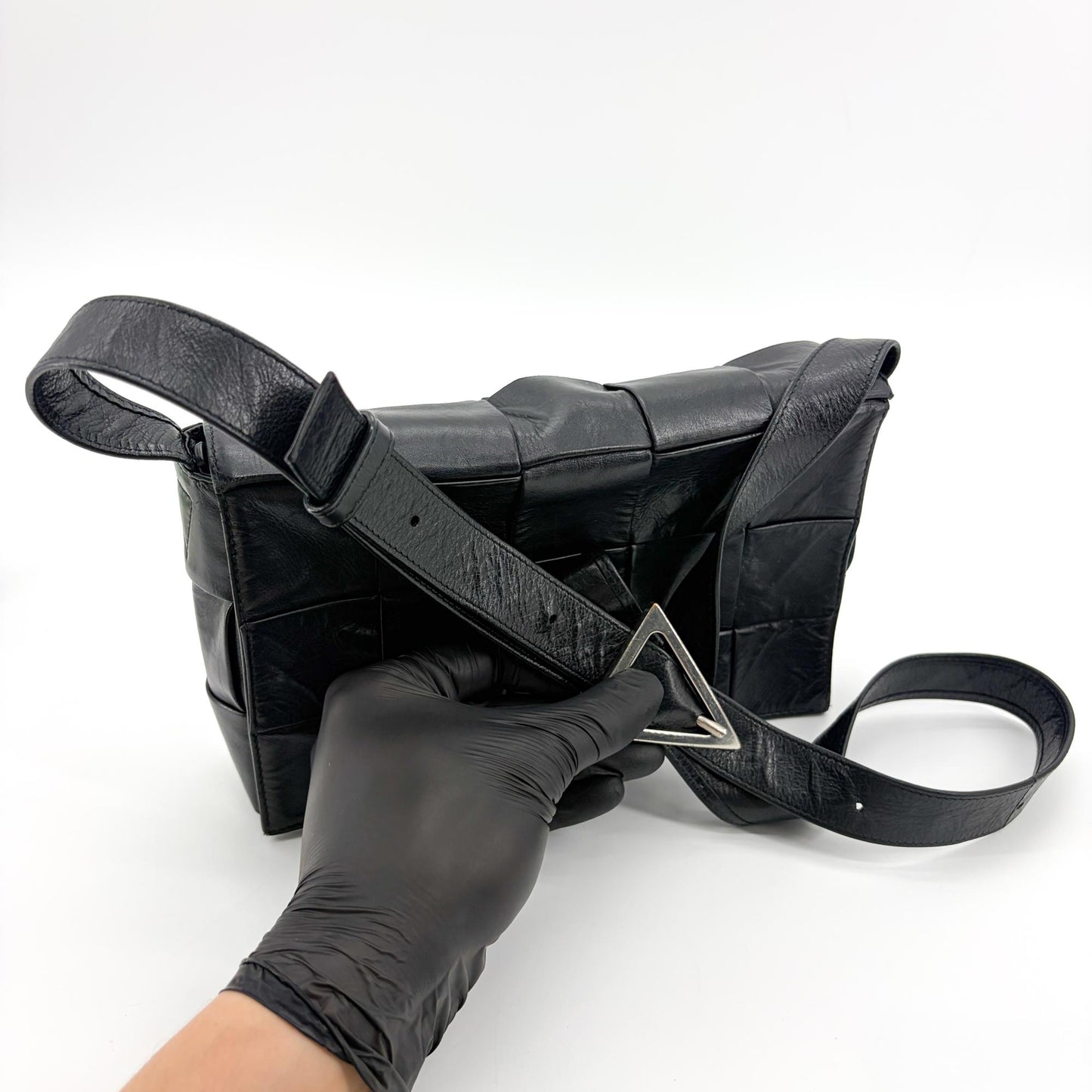 Bottega Veneta Intrecciato Paper Calfskin Cassette Bag Black