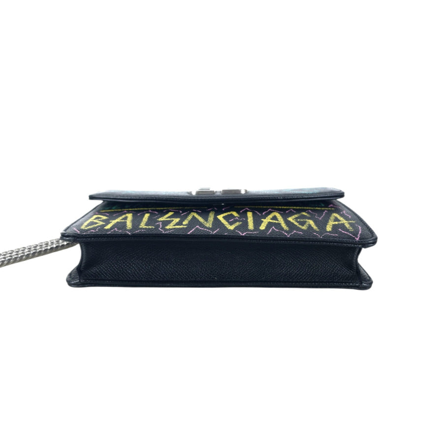 BB Graffiti Chain Wallet Crossbody Bag 561507