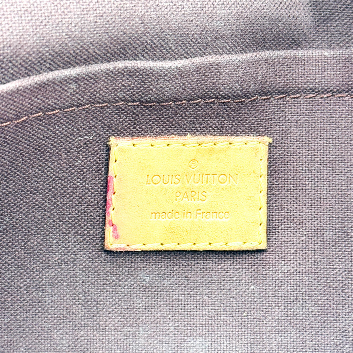 Louis Vuitton Monogram Favorite PM Gold Hardware