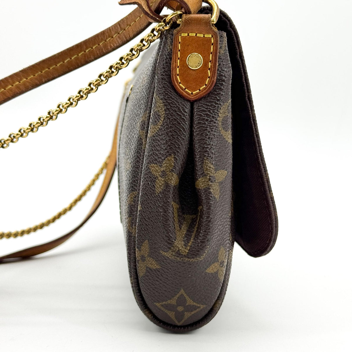 Louis Vuitton Monogram Favorite PM Gold Hardware