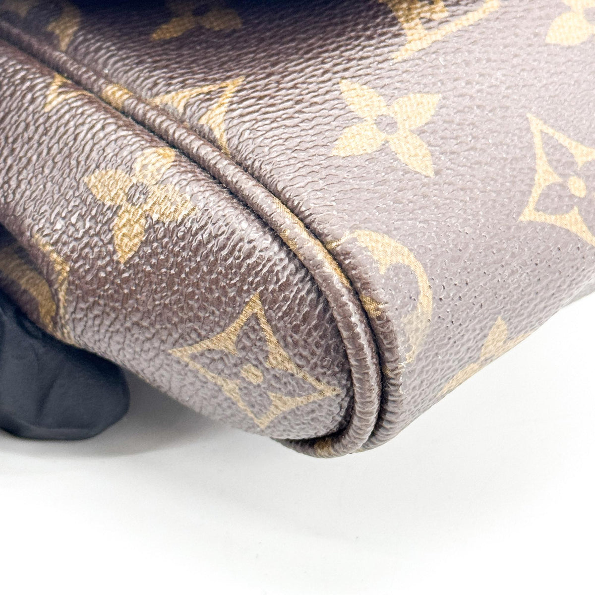 Louis Vuitton Monogram Favorite PM Gold Hardware