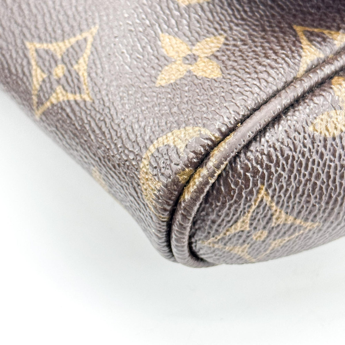Louis Vuitton Monogram Favorite PM Gold Hardware