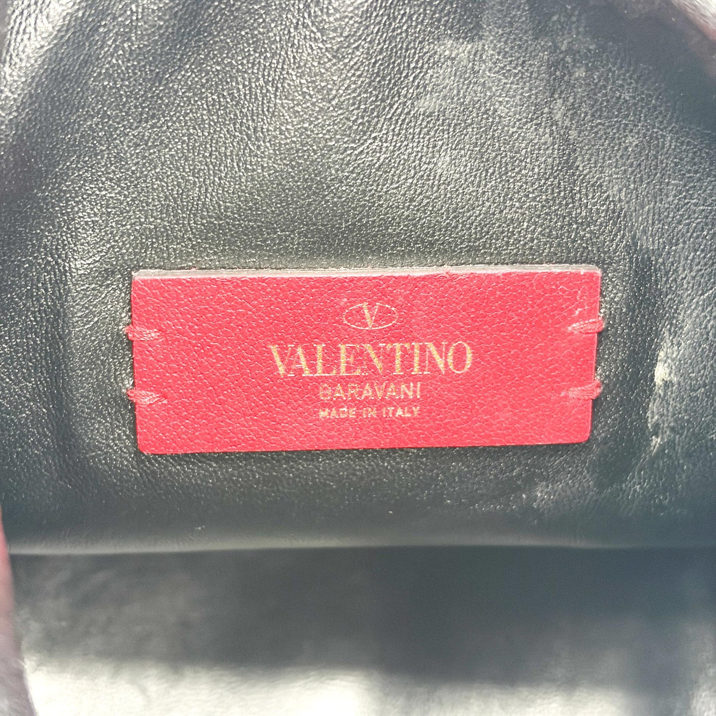 Valentino Garavani Rockstud Small Bucket Bag Black