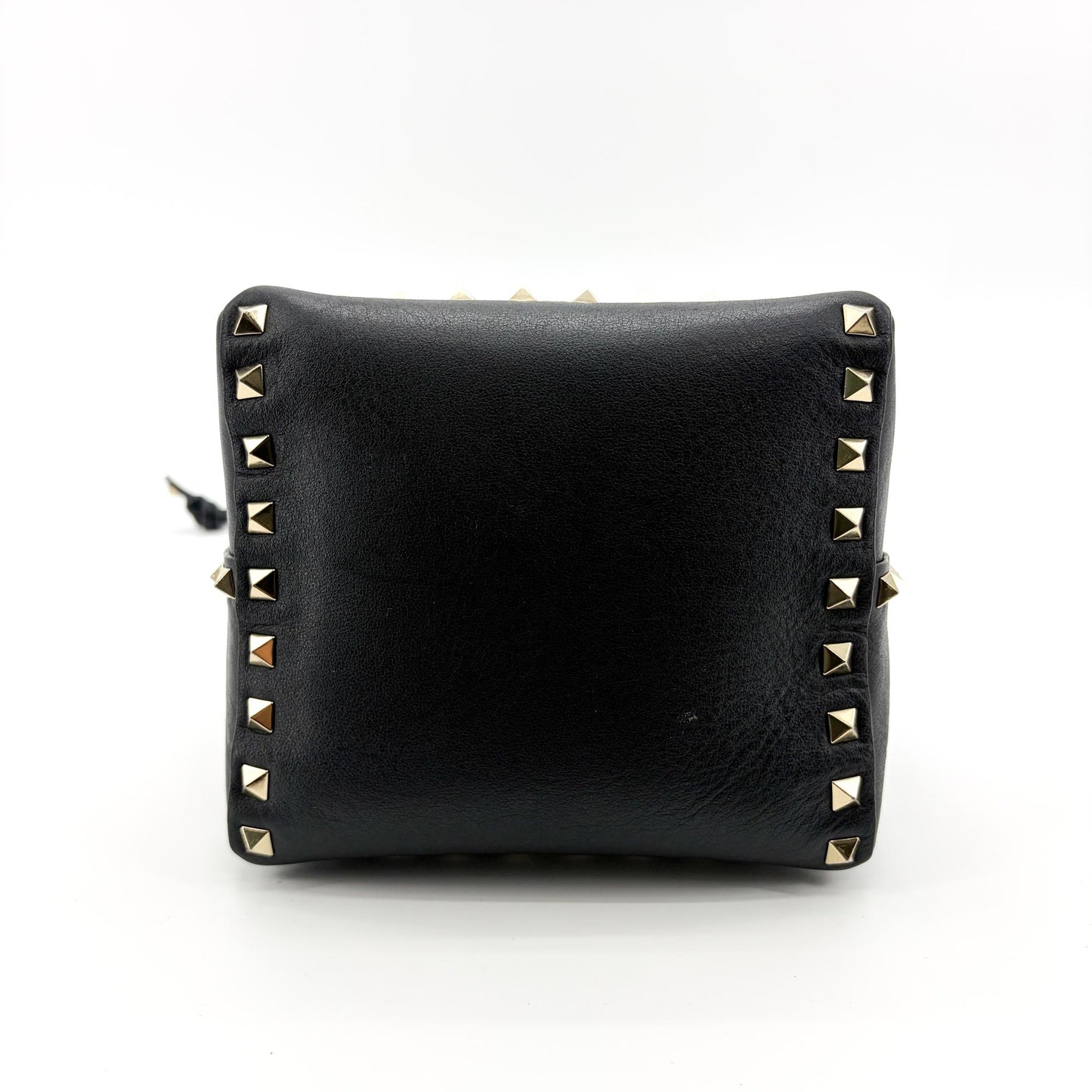 Valentino Garavani Rockstud Small Bucket Bag Black