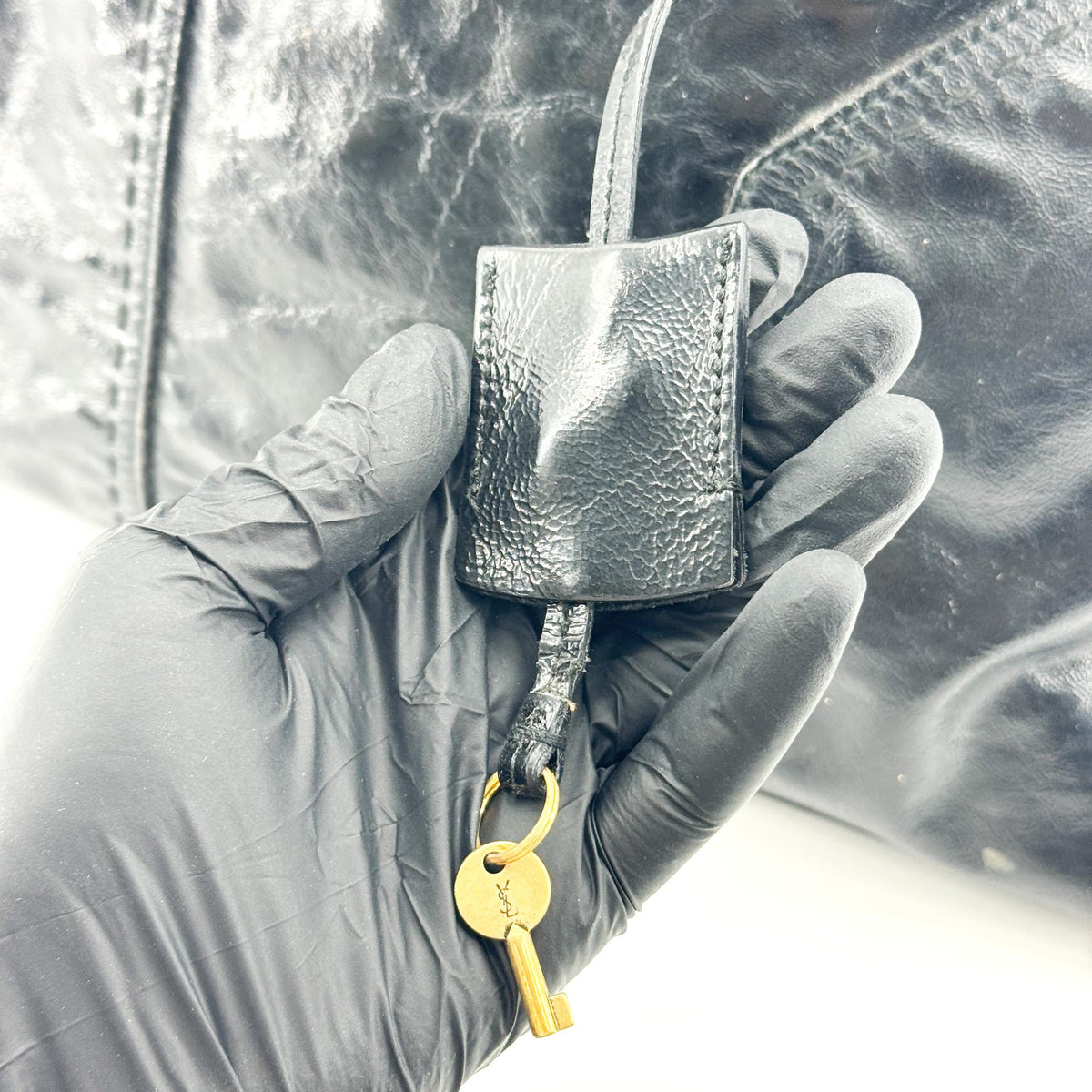 Saint Laurent Muse Large Crossbody Bag Patent Black