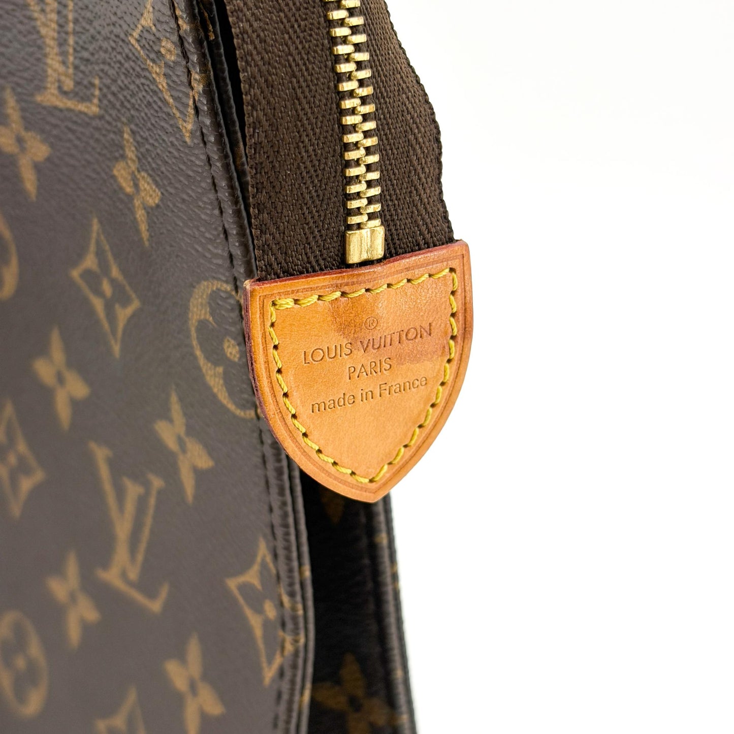 Louis Vuitton Monogram Poche Toilette 26