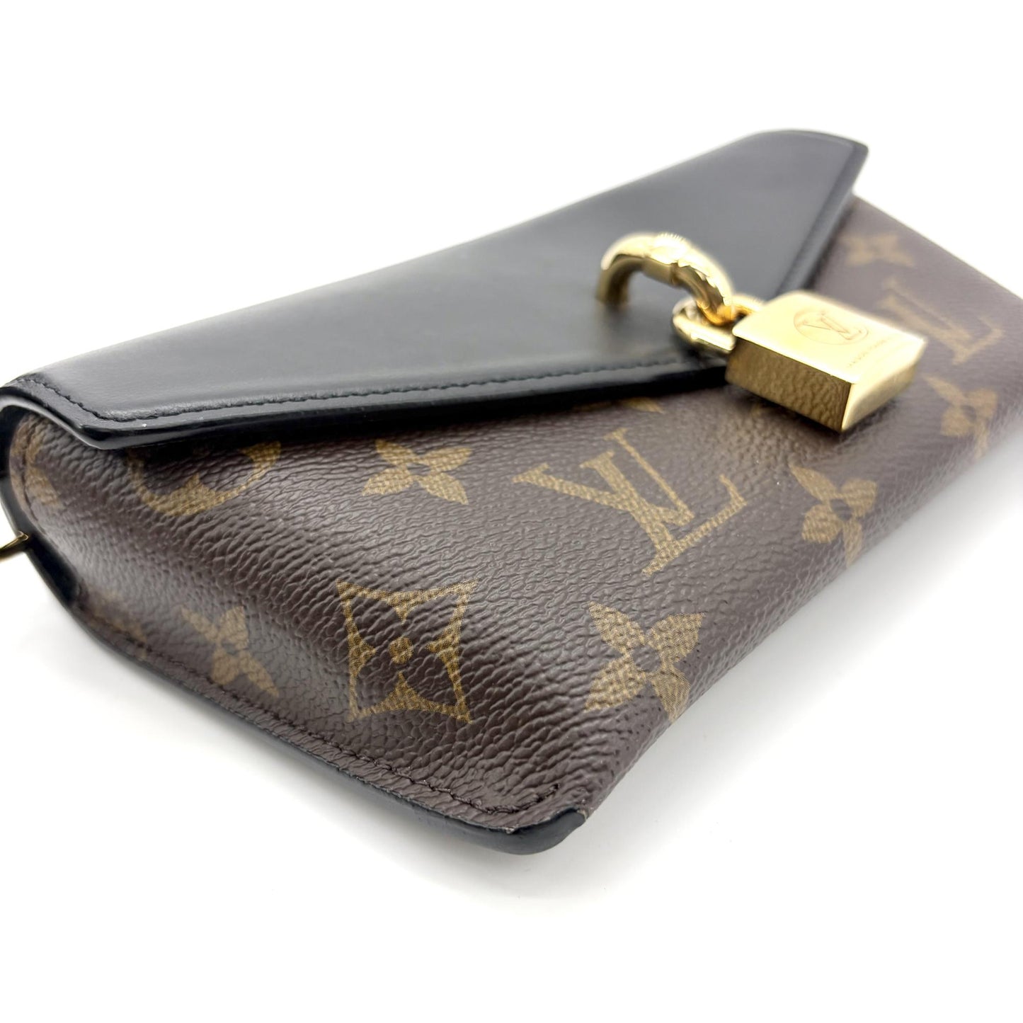Louis Vuitton Padlock-on Strap Chain Crossbody Bag